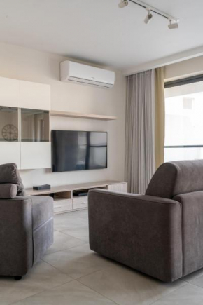 Seabreeze Luxury Apartment
